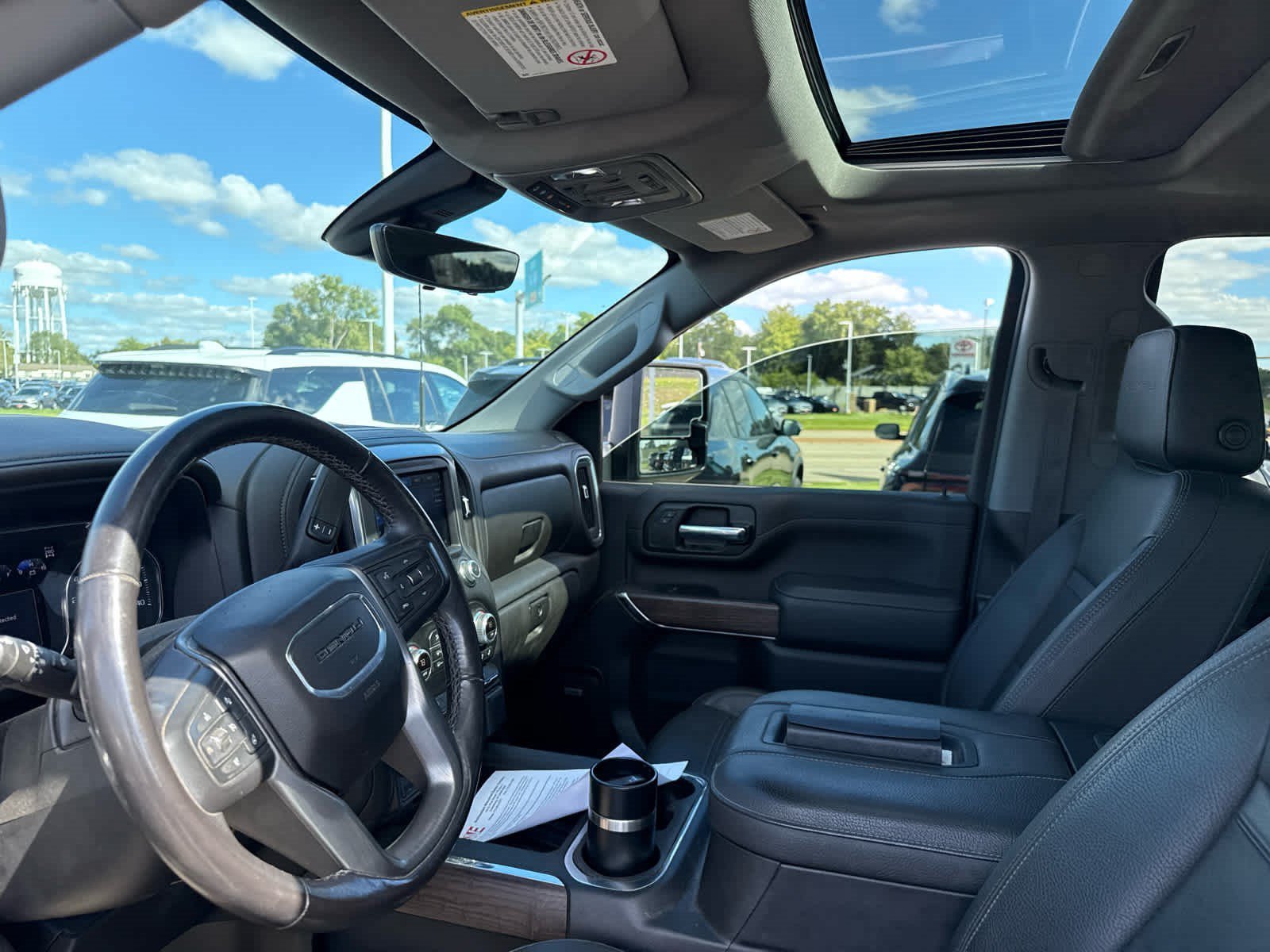 Used 2022 QUICKSILVER METALLIC GMC Denali image 8