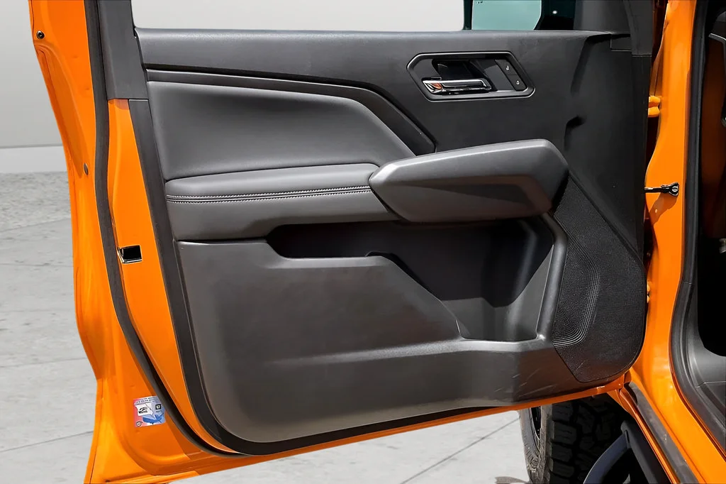 2025 Chevrolet Colorado LT - Photo 14