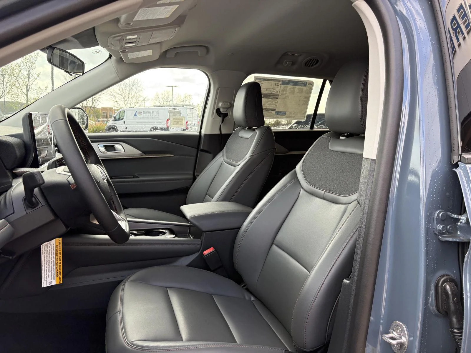 2026 Ford Explorer Active - Photo 16