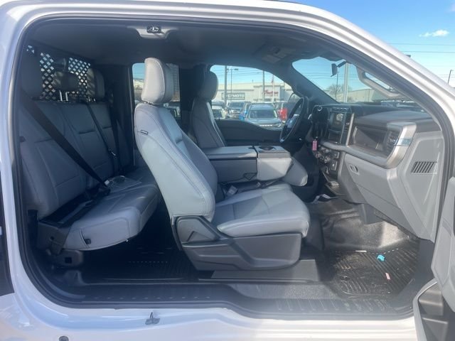 2024 Ford F-450 Super Duty Chassis Cab XL - Photo 12