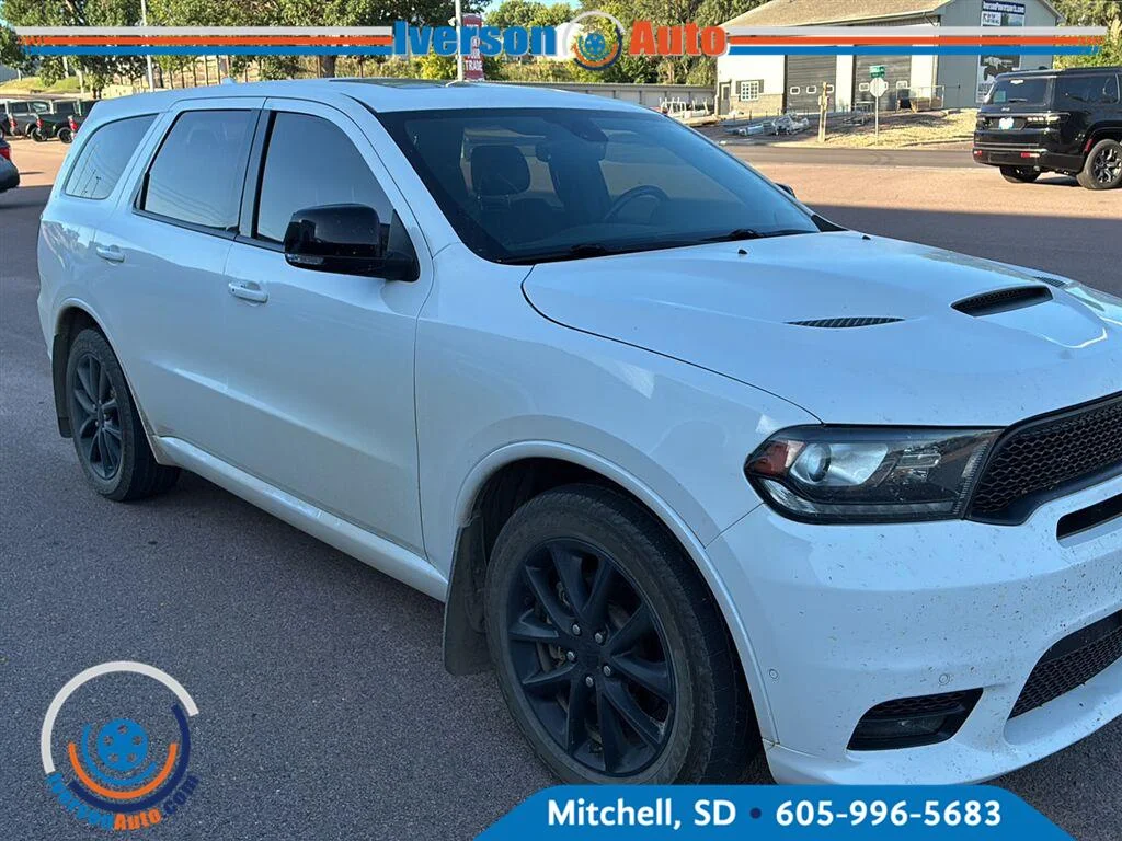 Used 2018 Ivory Tri-Coat Pearl Dodge R/T image 4