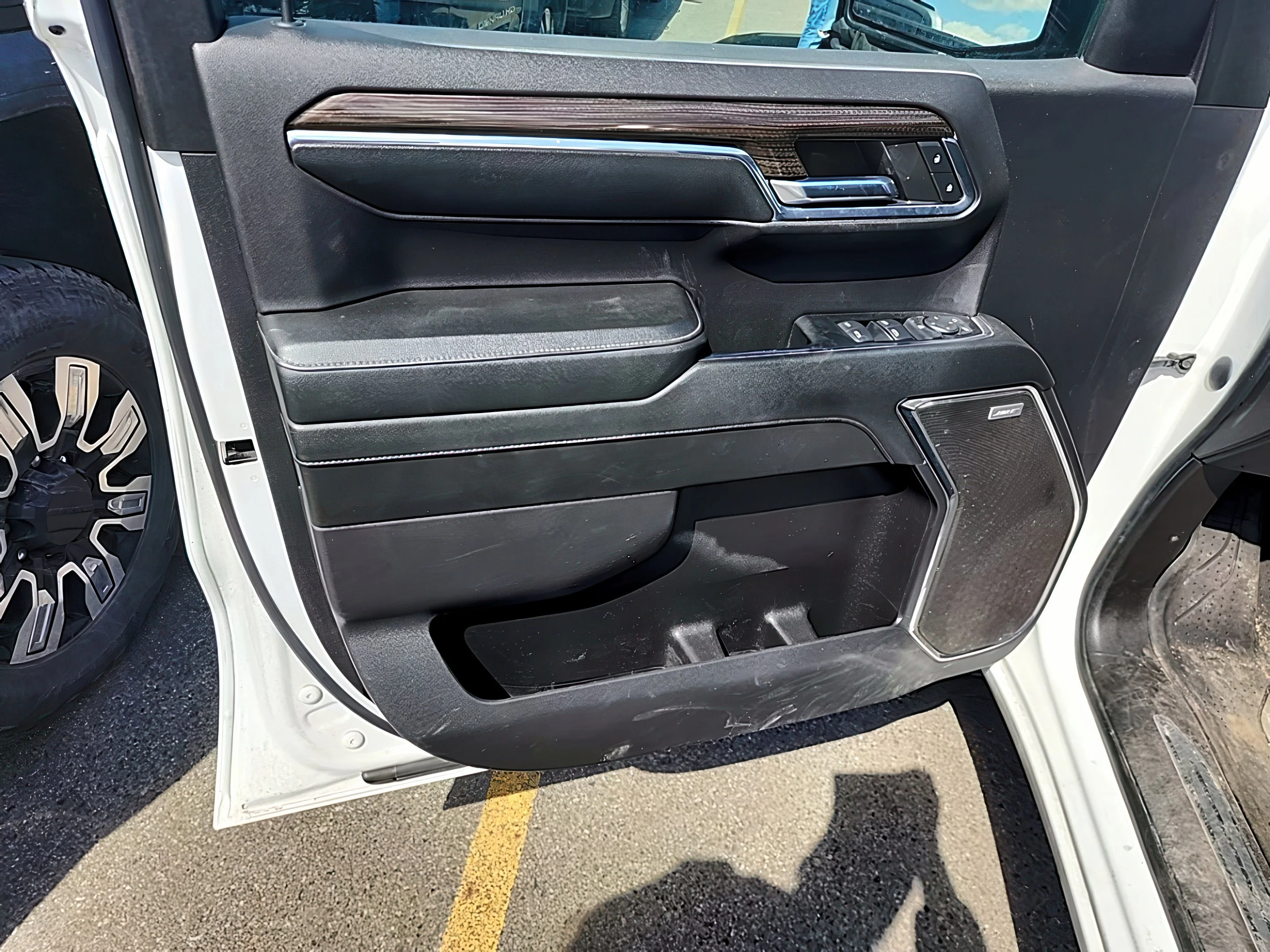 2024 Chevrolet Silverado 1500 RST - Photo 6