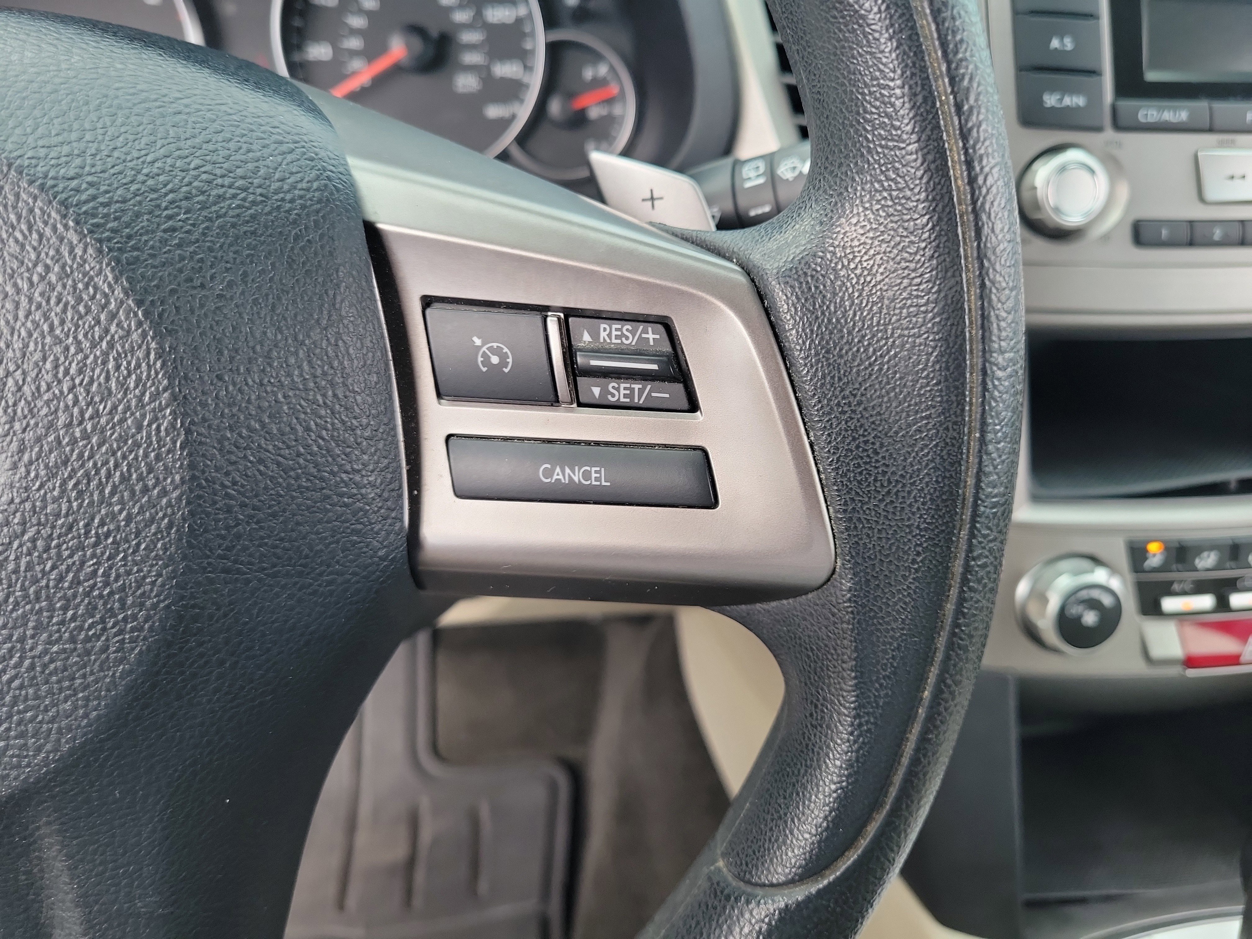 Used 2014 Tungsten Metallic Subaru 2.5i image 24