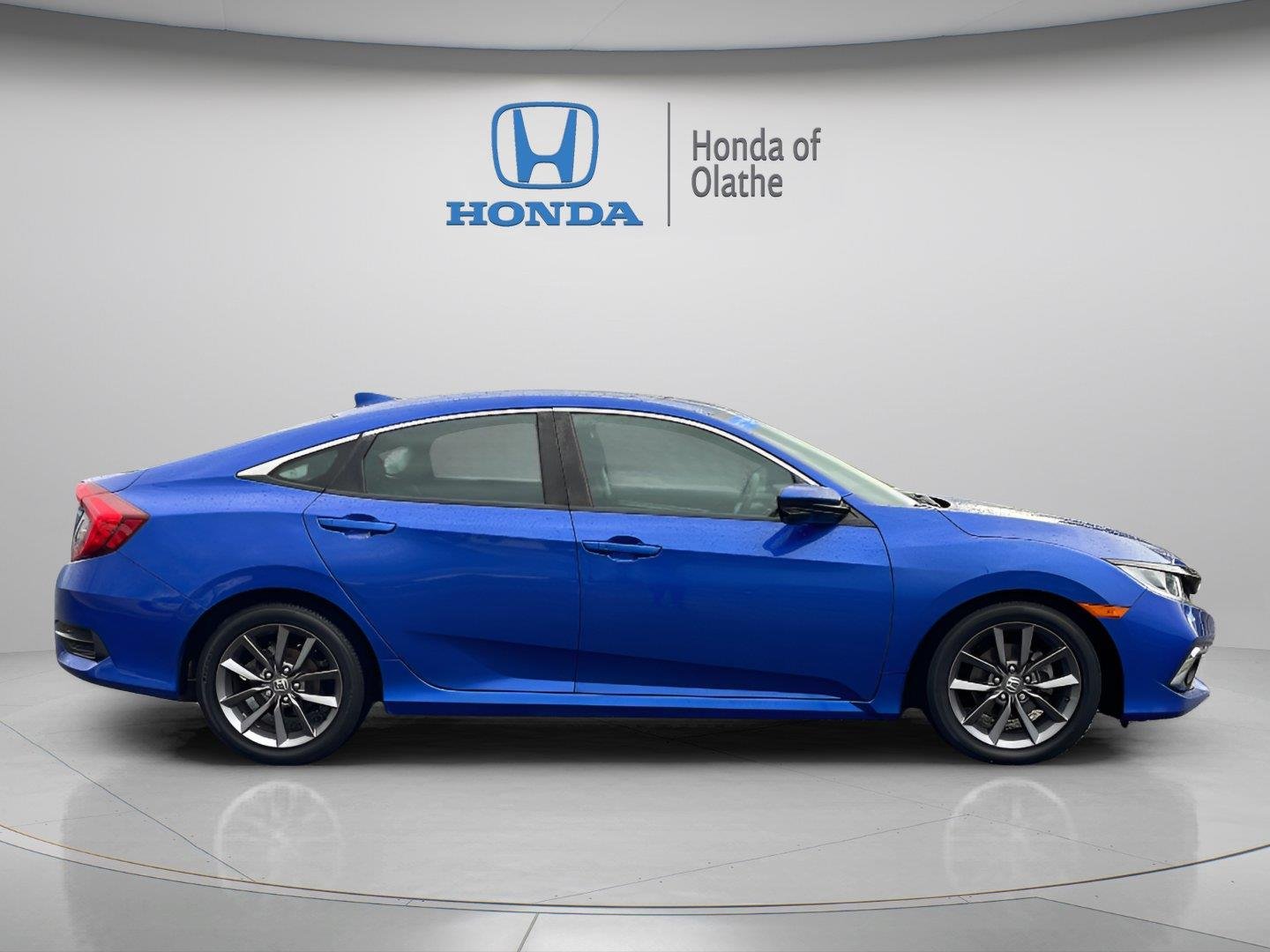 Certified 2020 Honda Civic EX with VIN 19XFC1F3XLE005579 for sale in Kansas City
