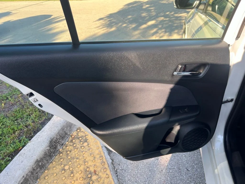 Used 2021 Beige Toyota L image 32