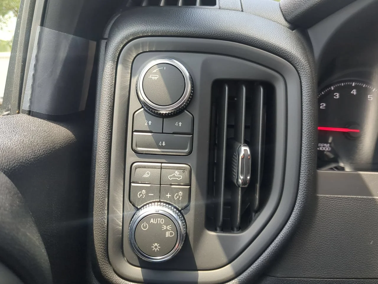 New 2026 Summit White GMC Pro image 17