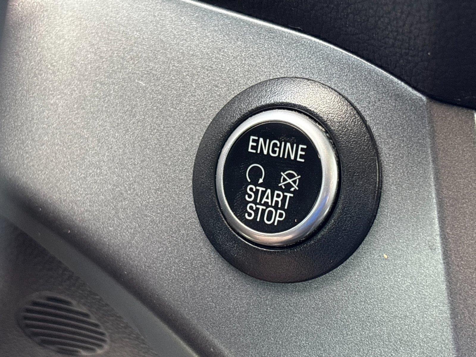 Used 2019  Ford SEL image 23