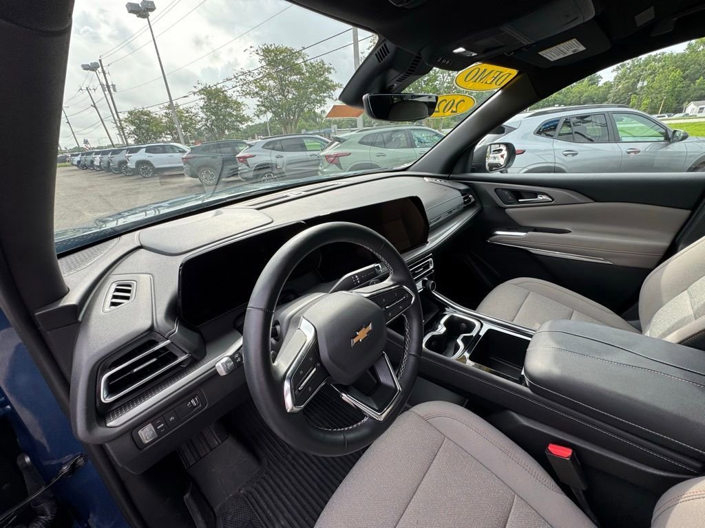2026 Chevrolet Traverse LT - Photo 12