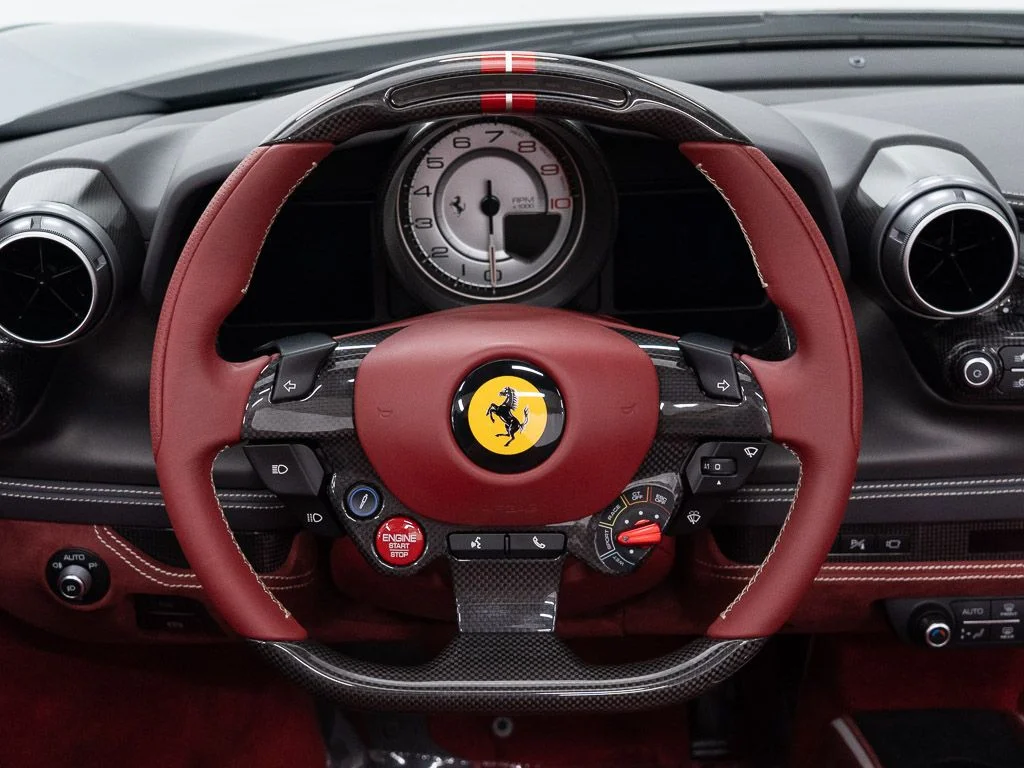 Used 2023 Grigio Titanio Metallic Ferrari  image 31
