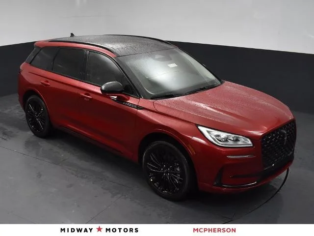 2025 Lincoln Corsair Grand Touring AWD's photo
