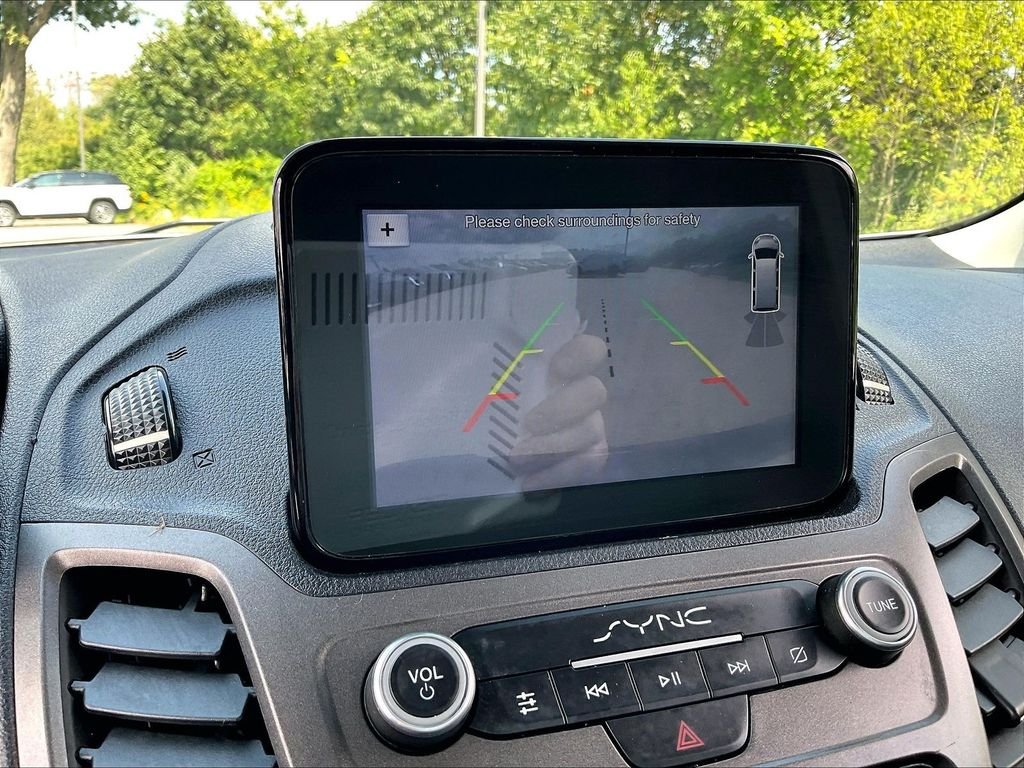 Used 2019 Frozen White Ford XL image 18
