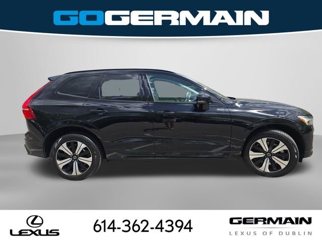 Used 2023 Black Volvo T8 Plus Dark Theme image 17