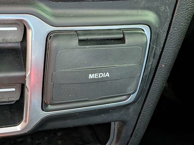 Used 2020 Black Jeep Sport image 25