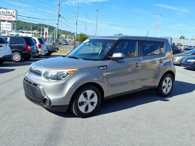 Pre-Owned 2015 Kia Soul 4D HATCHBACK AUTO