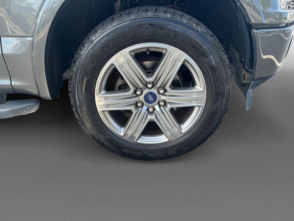 Used 2019 Gray Ford XLT image 15
