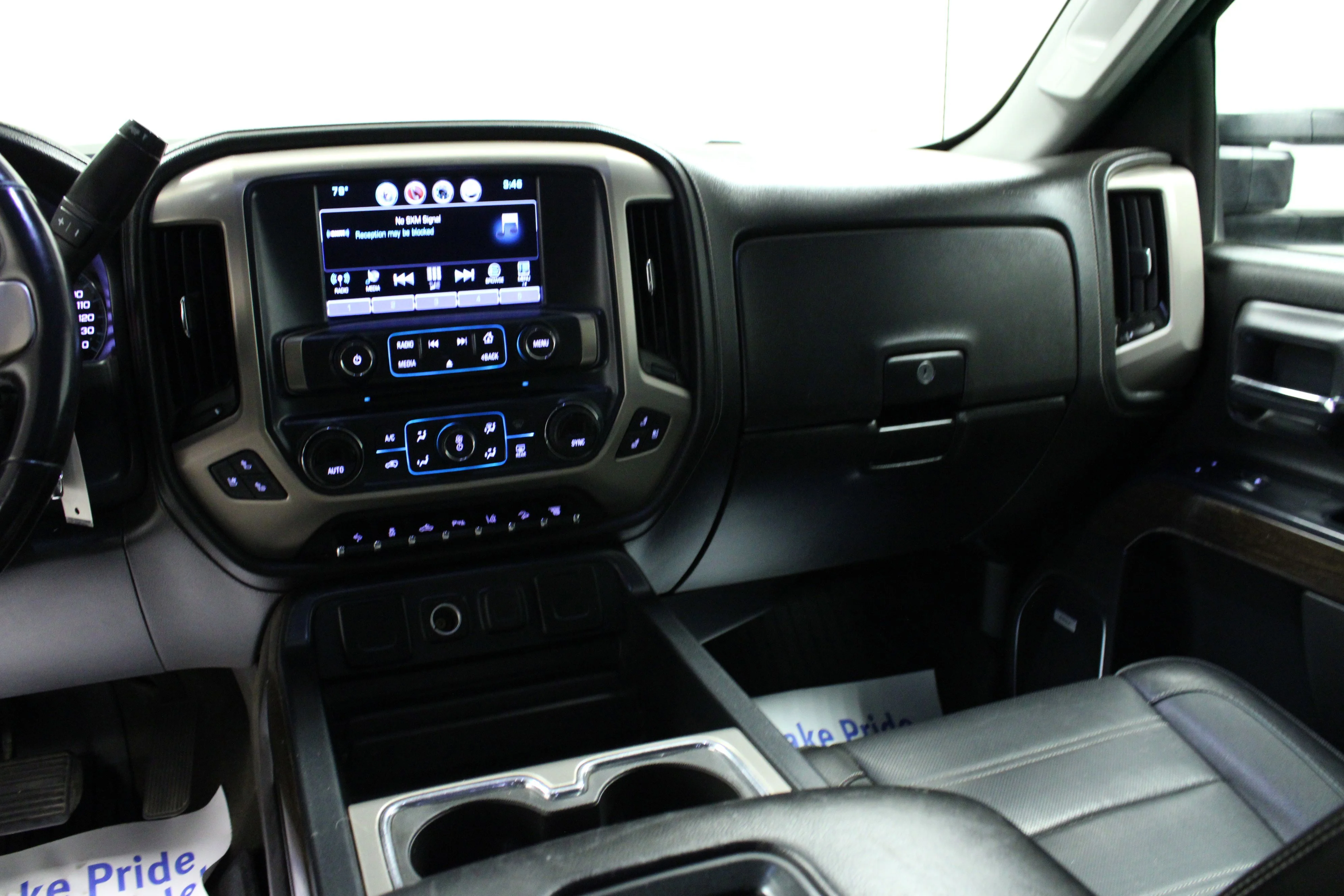 Used 2017 ONYX BLACK GMC Denali image 19