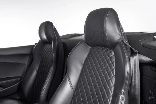 Used 2023 Ibis White/Black Roof Audi V10 performance image 16