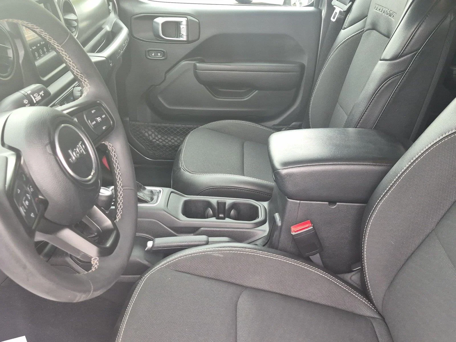 Used 2023 Granite Crystal Metallic Clearcoat Jeep Freedom image 17
