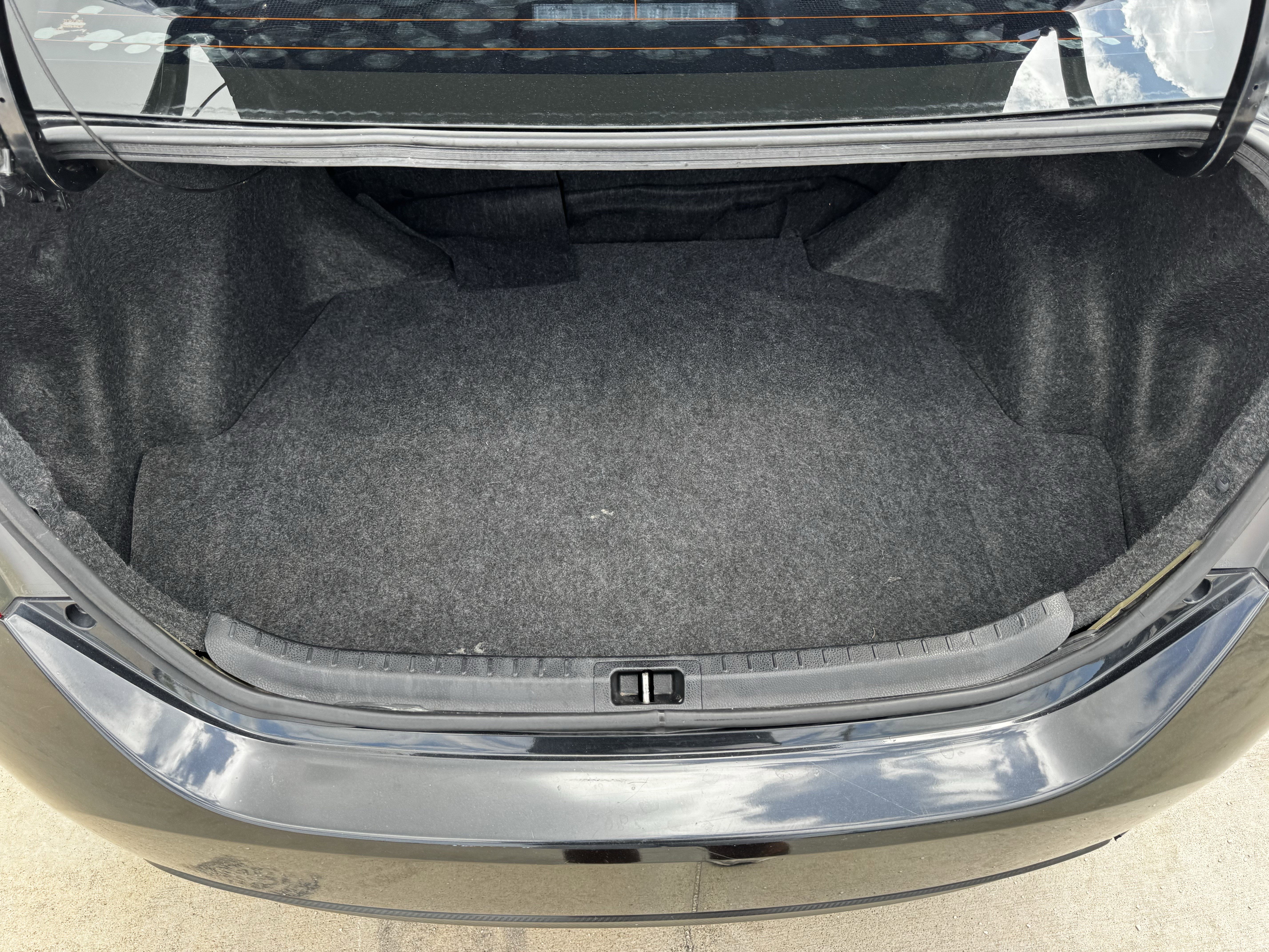 Used 2019 Black Sand Pearl Toyota L image 30