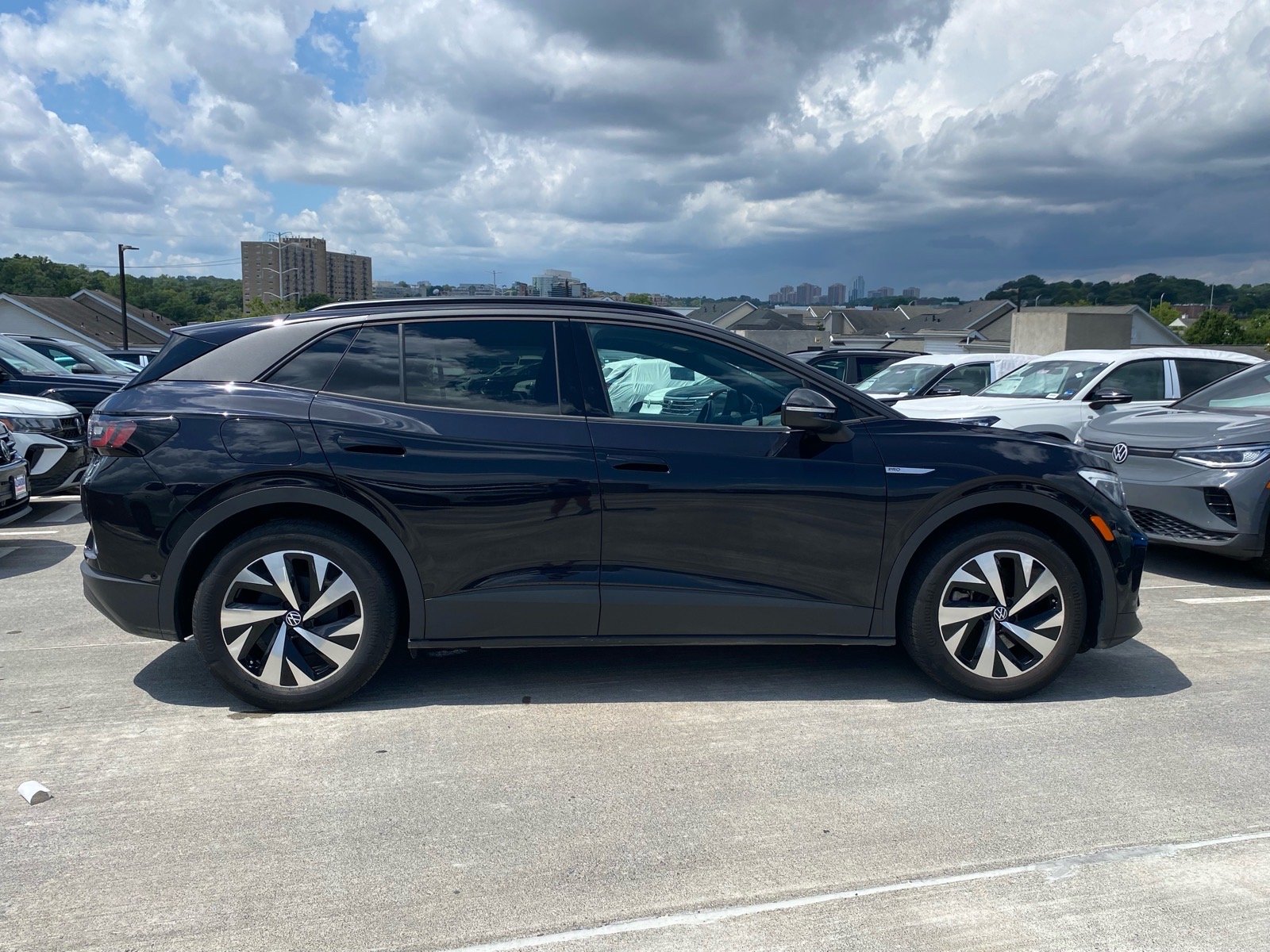 Used 2023 Volkswagen ID.4 PRO with VIN 1V2CMPE8XPC033572 for sale in Alexandria, VA