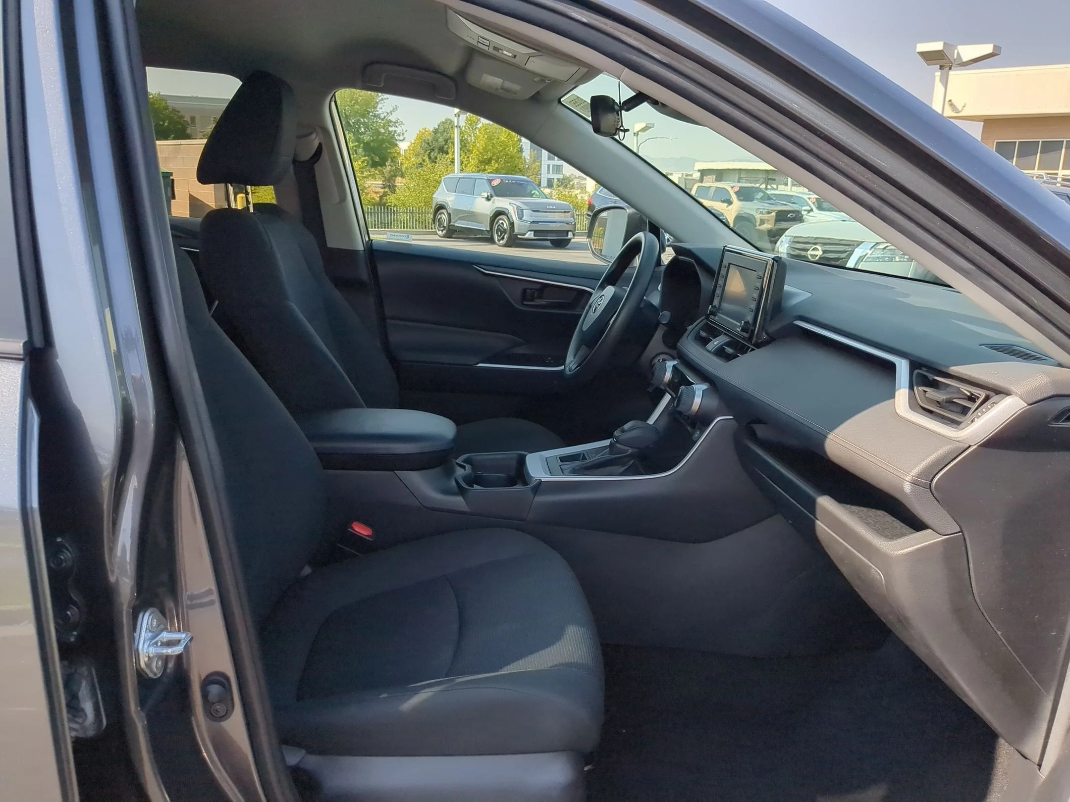 Used 2021 Midnight Black Metallic Toyota LE image 27
