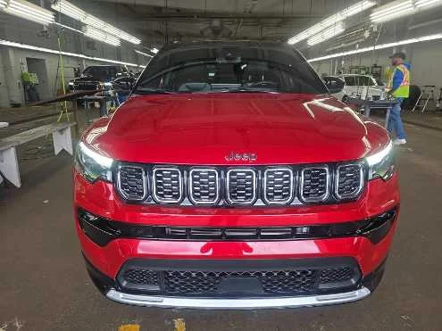Used 2025 Jeep Compass Limited with VIN 3C4NJDCN8ST561957 for sale in Kansas City