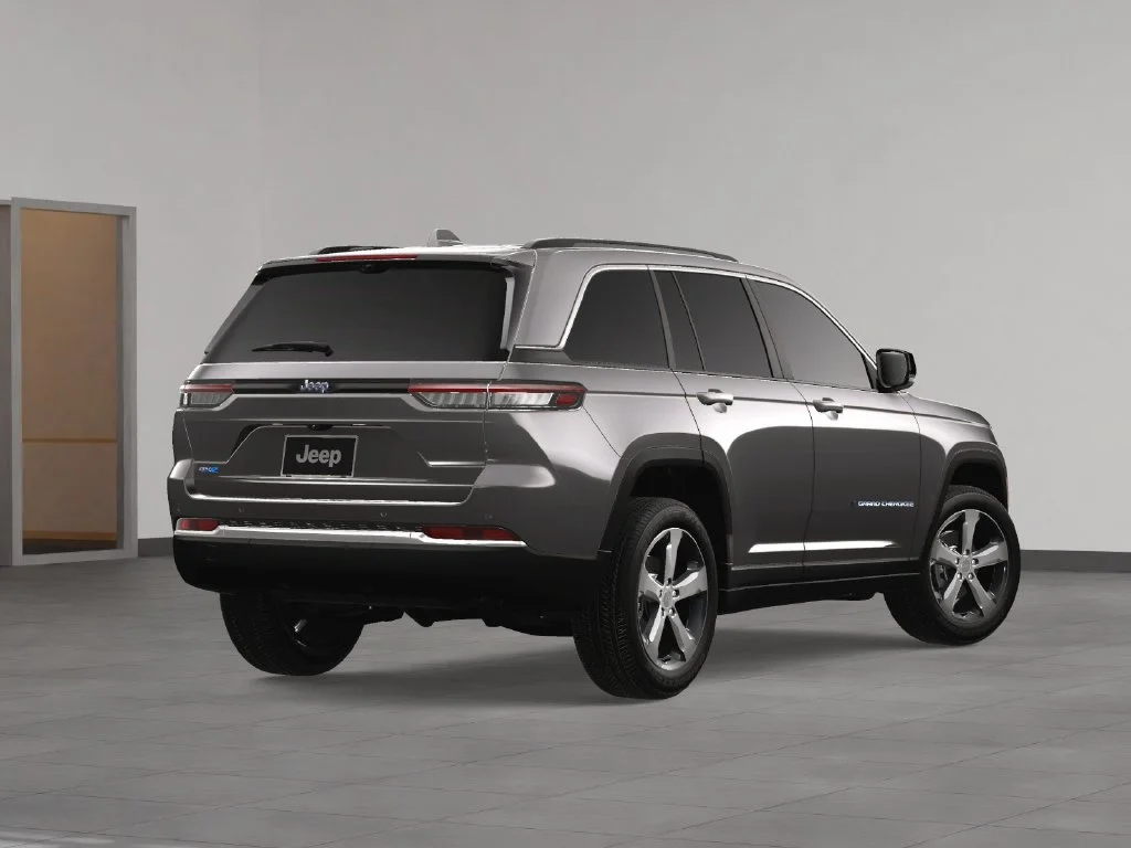 New 2024 Baltic Gray Metallic Clear-Coat Exterior Paint Jeep 4xe image 5