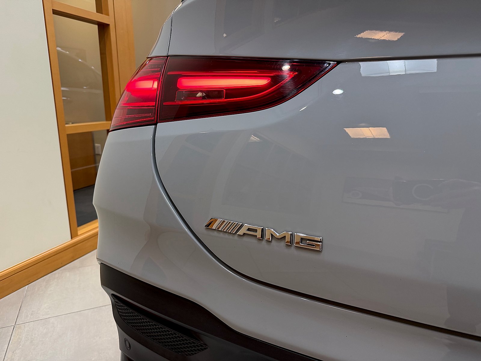 Used 2024 MANUFAKTUR Alpine Grey Mercedes-Benz 4MATIC®+ image 28