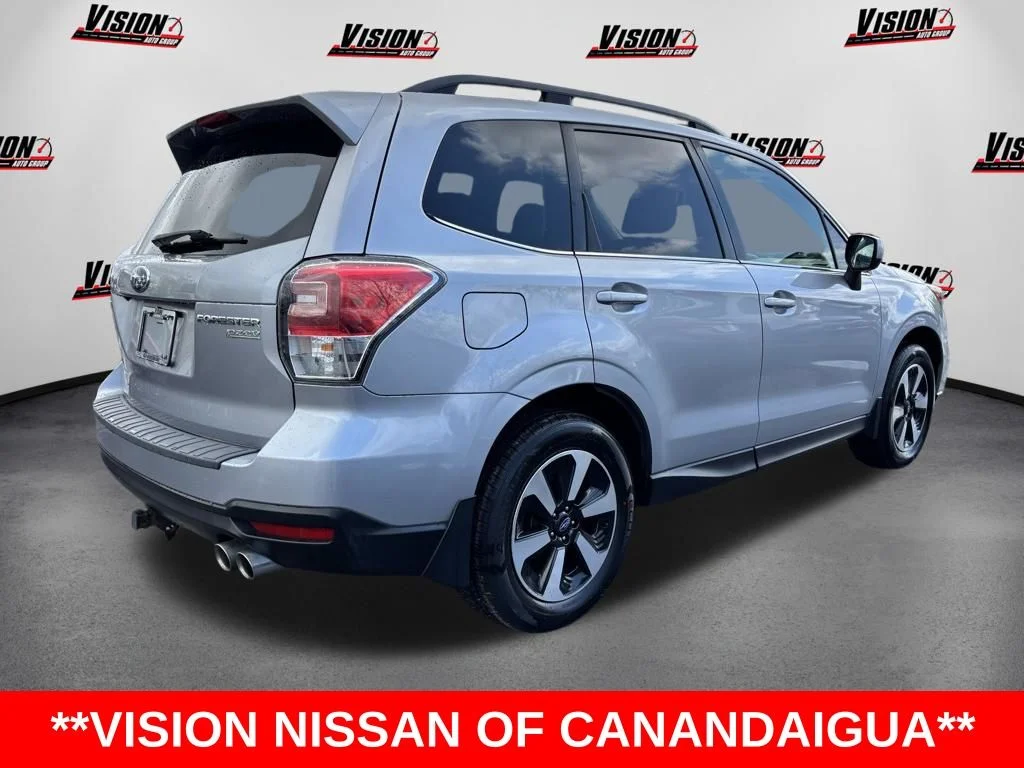 Used 2017 Silver Subaru 2.5i Limited image 5