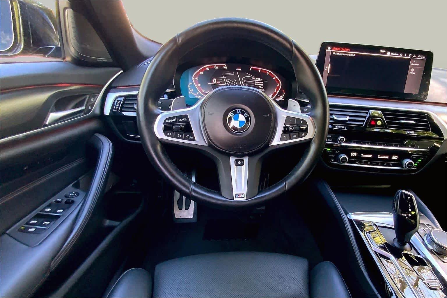 Used 2023 Carbon Black Metallic BMW 530i xDrive image 5