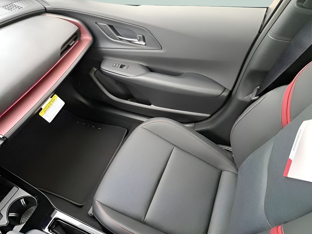 2026 Toyota Prius Plug-in Hybrid XSE - Photo 12