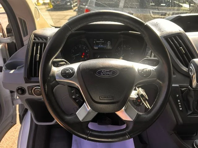 Used 2019 White Ford XLT image 16