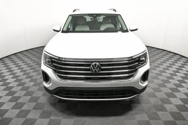 New 2026 Opal White Pearl Volkswagen 2.0T SE image 36