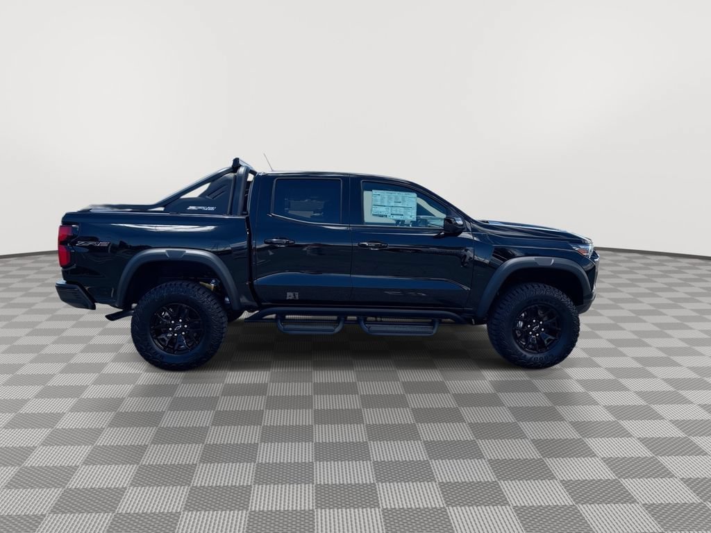 2026 Chevrolet Colorado ZR2 - Photo 10