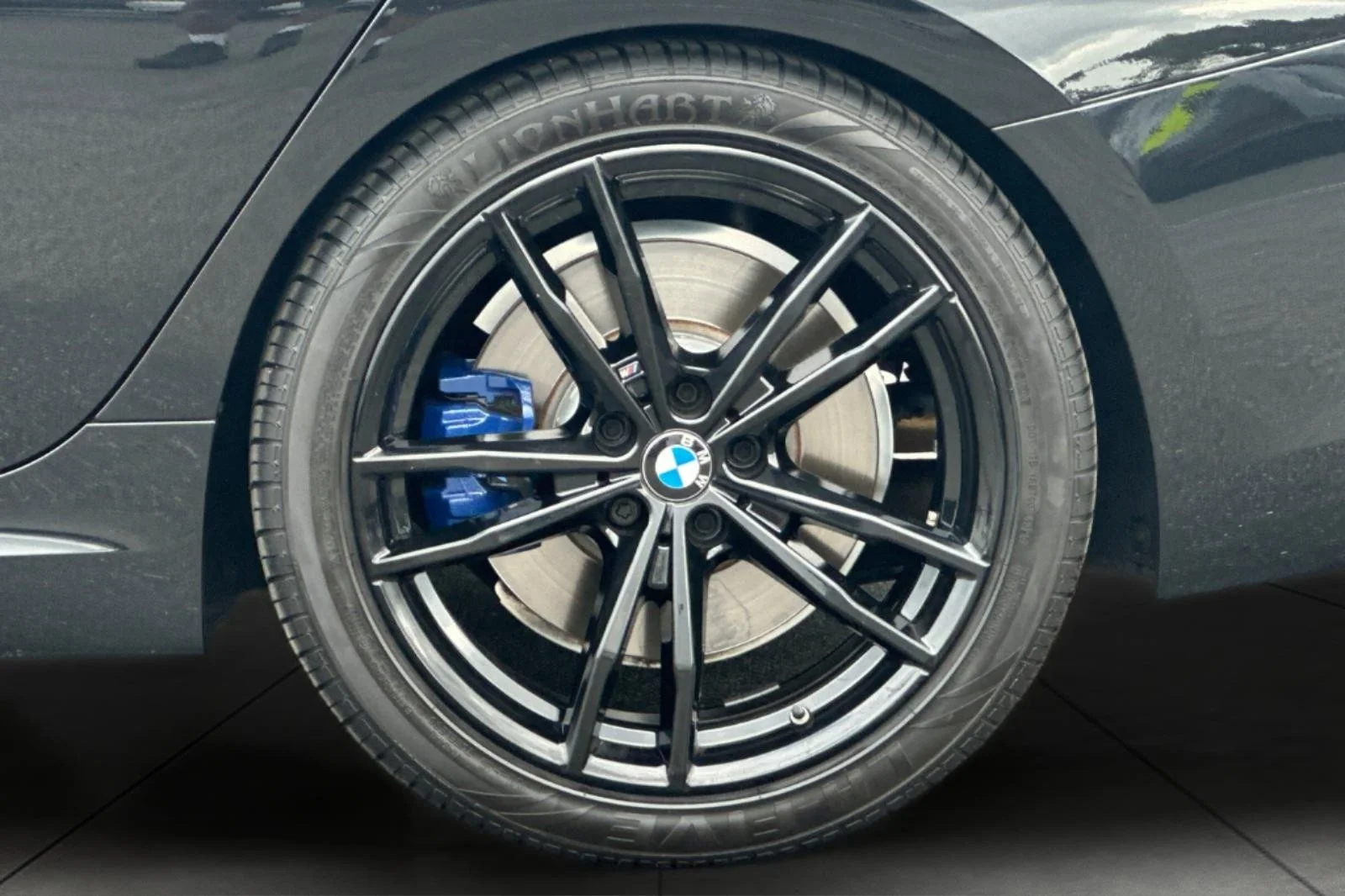 Used 2021 Black Sapphire Metallic BMW M340i image 25