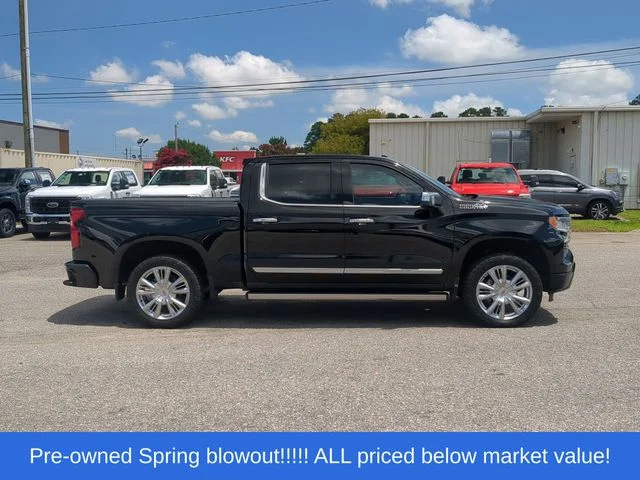 Used 2024 Black Chevrolet High Country image 14