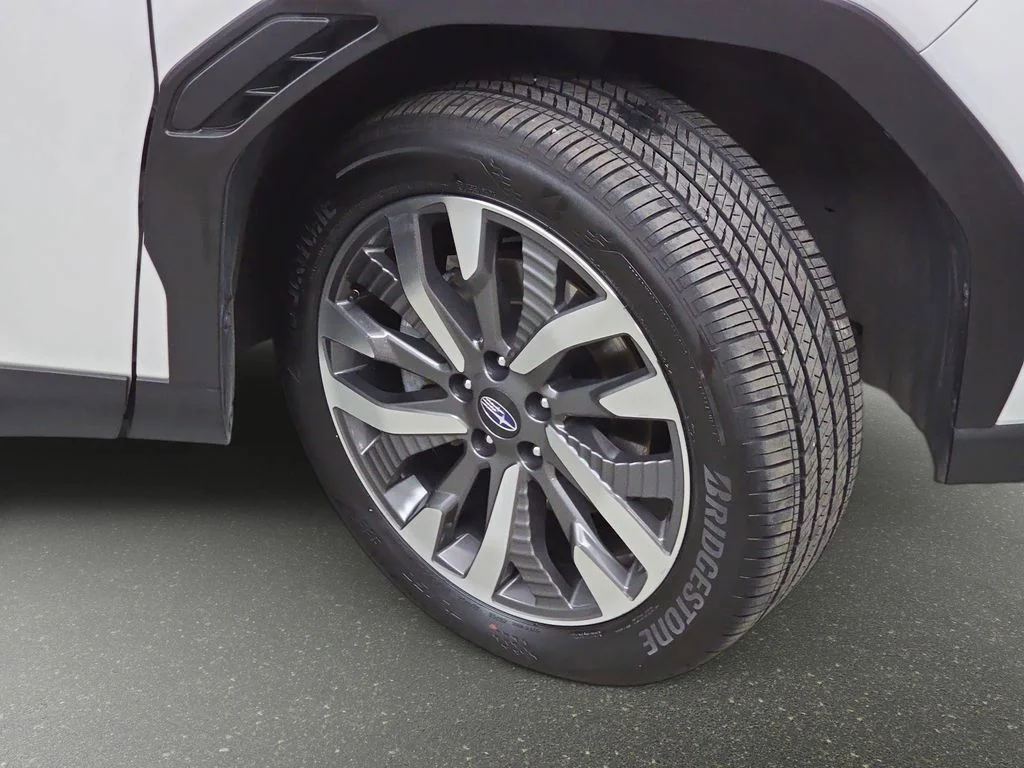 2025 Subaru Forester Touring - Photo 34