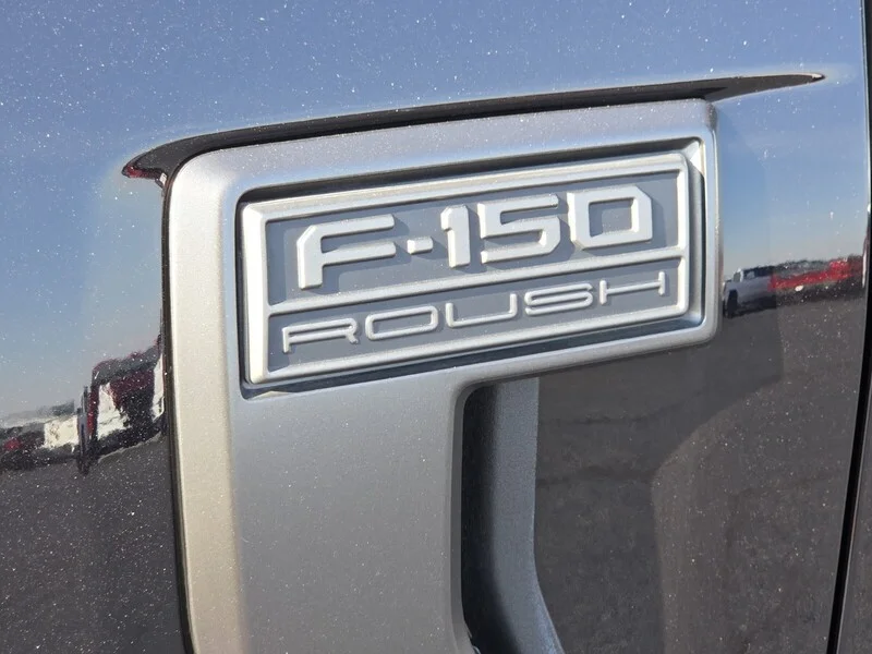 Used 2023 Black Metallic FORD XLT image 6