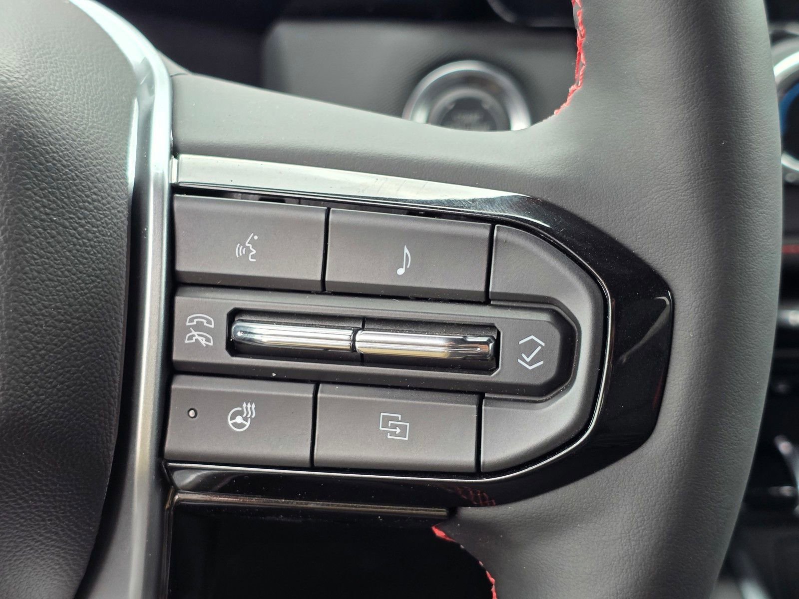 2025 Chevrolet Colorado Z71 - Photo 32