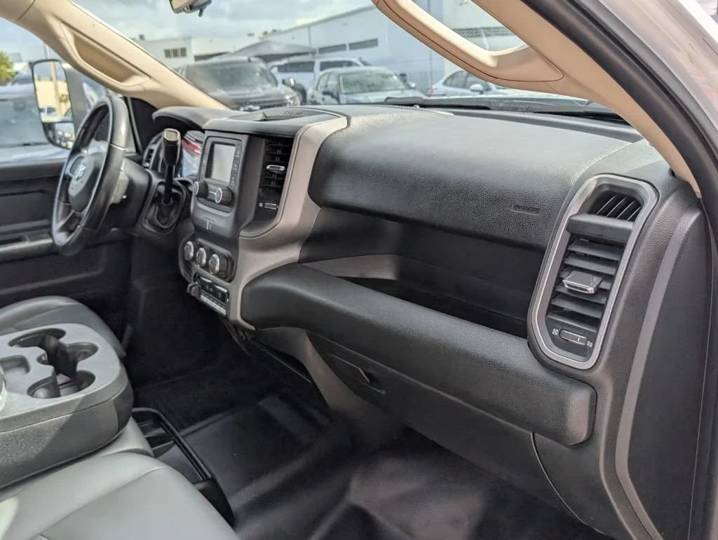 Used 2020 White Ram Tradesman image 17