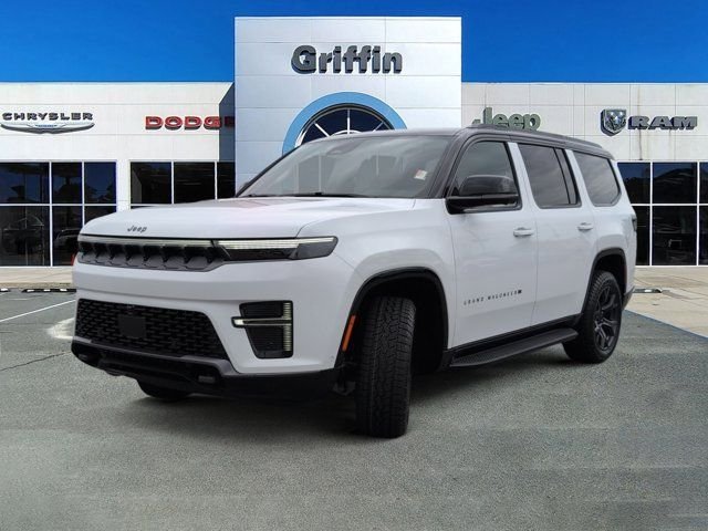 New 2026 Bright White Clear-Coat Exterior Paint Jeep Upland image 11