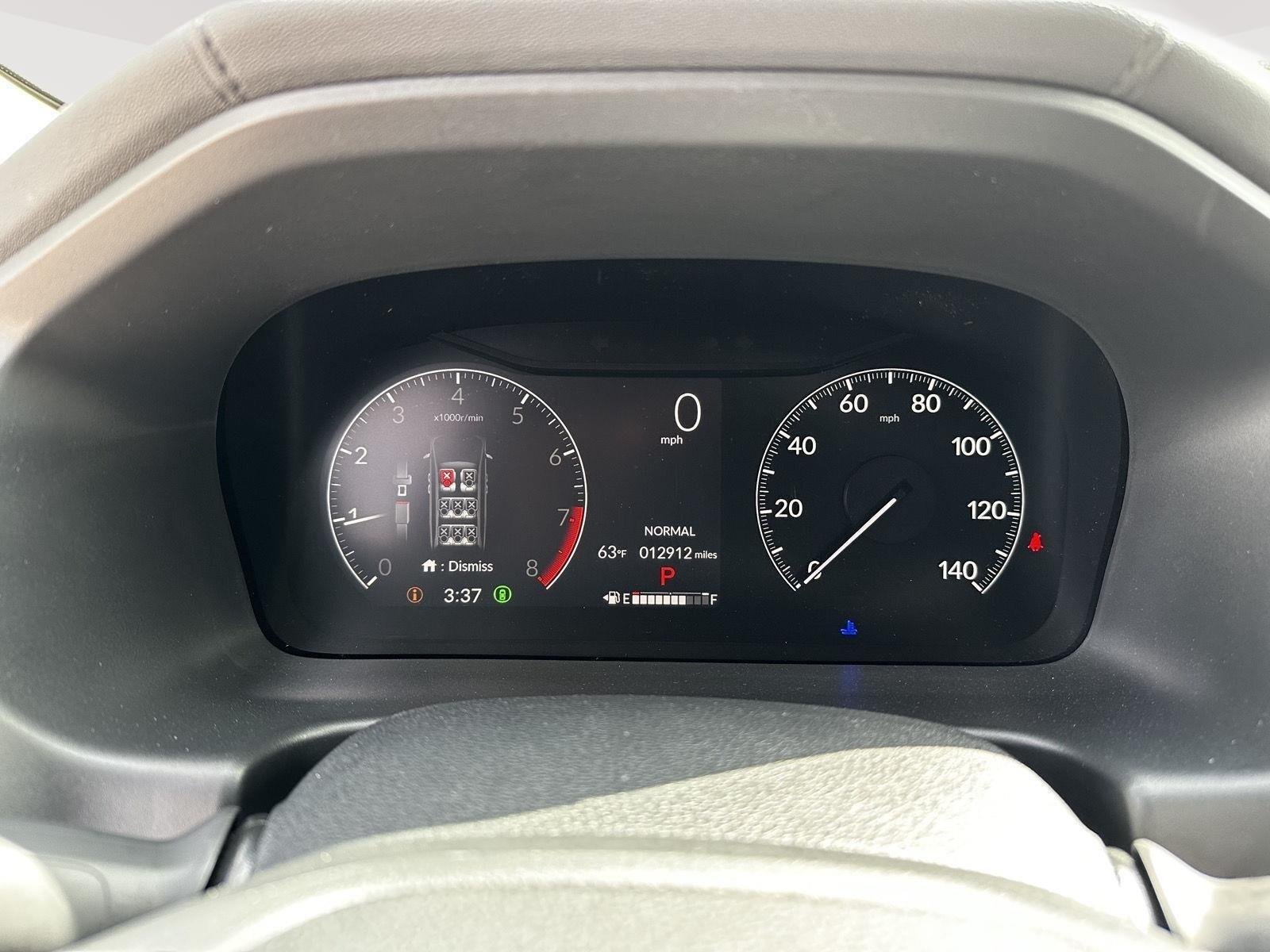 Used 2025 Sonic Gray Pearl Honda Elite image 13