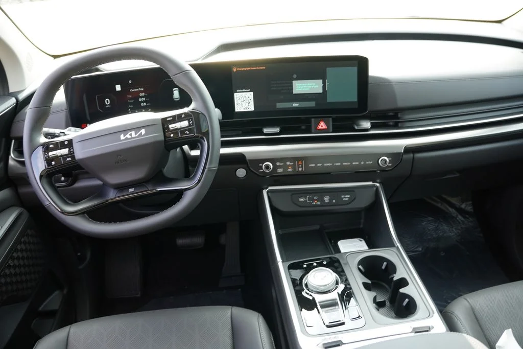 New 2027 Snow White Pearl Kia SX image 14
