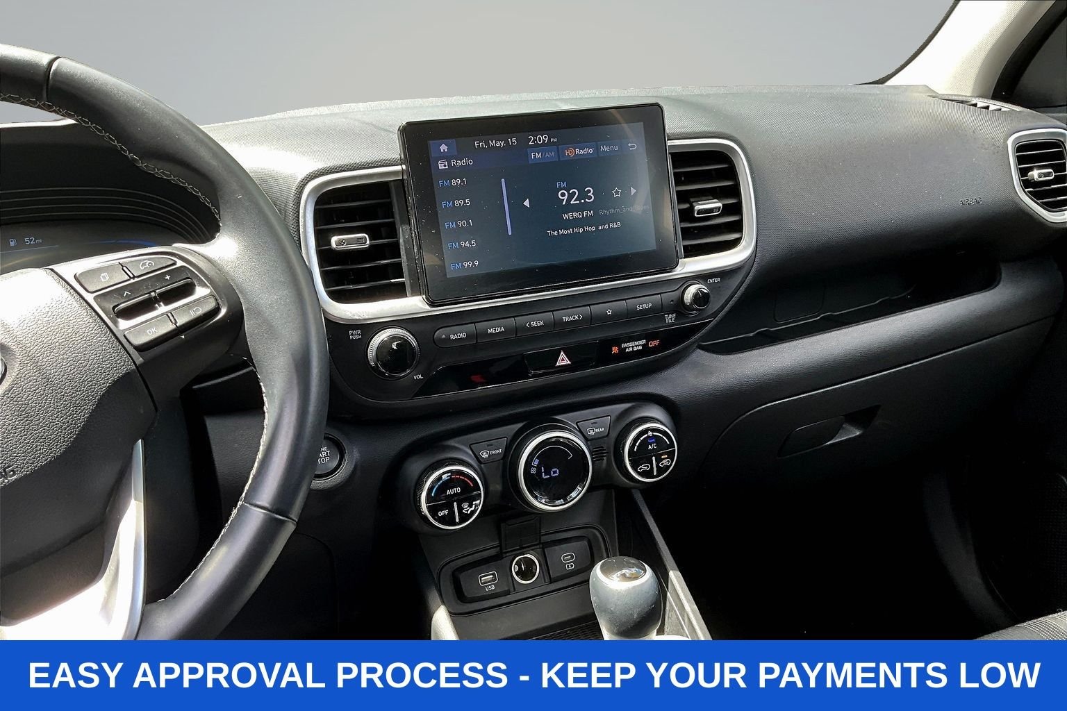Used 2025 Silver Hyundai SEL image 12