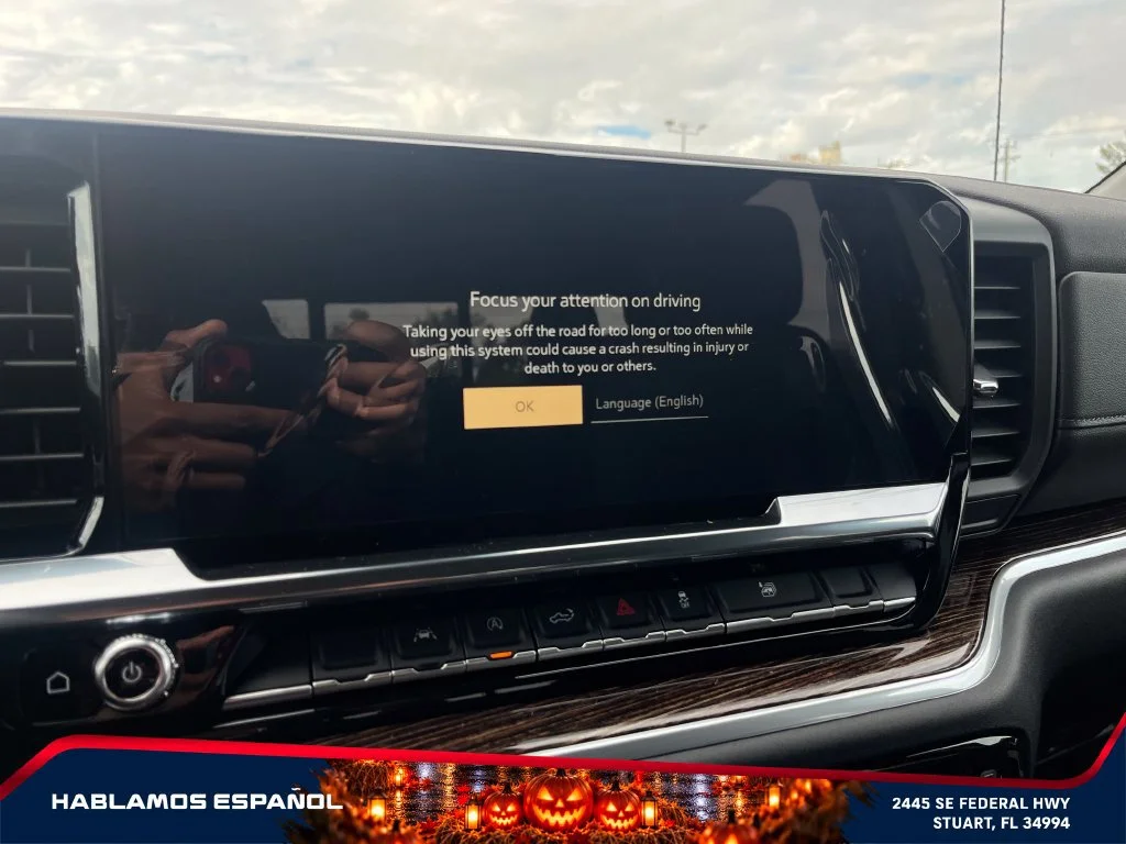 New 2026 Summit White GMC Elevation image 30
