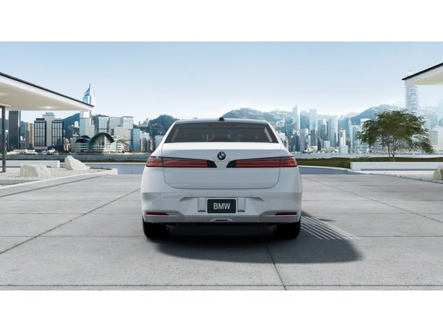 New 2027 Mineral White Metallic BMW 740i image 5