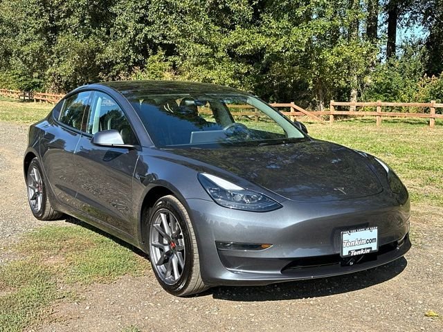 Used 2023 Midnight Silver Metallic Tesla Base image 2
