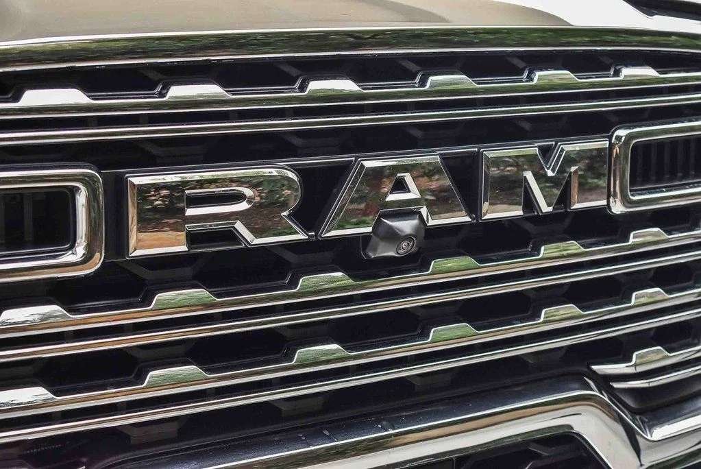 New 2026 Granite Crystal Metallic Clearcoat RAM Limited image 9