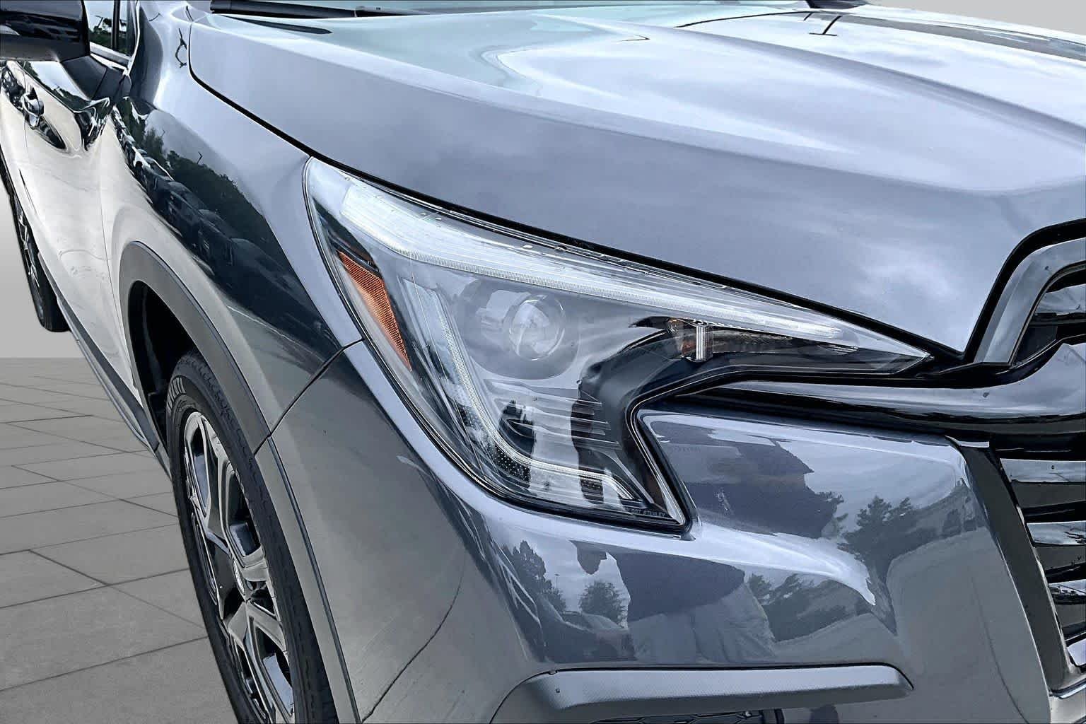 Used 2023 Magnetite Gray Metallic Subaru Onyx Edition image 26