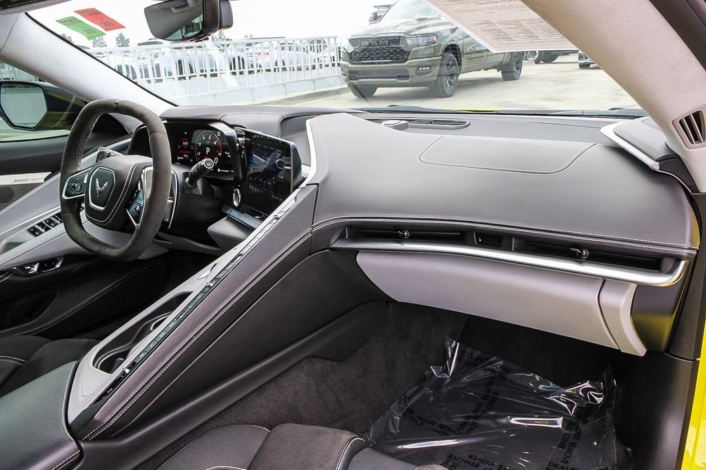 2023 Chevrolet Corvette 3LT - Photo 13